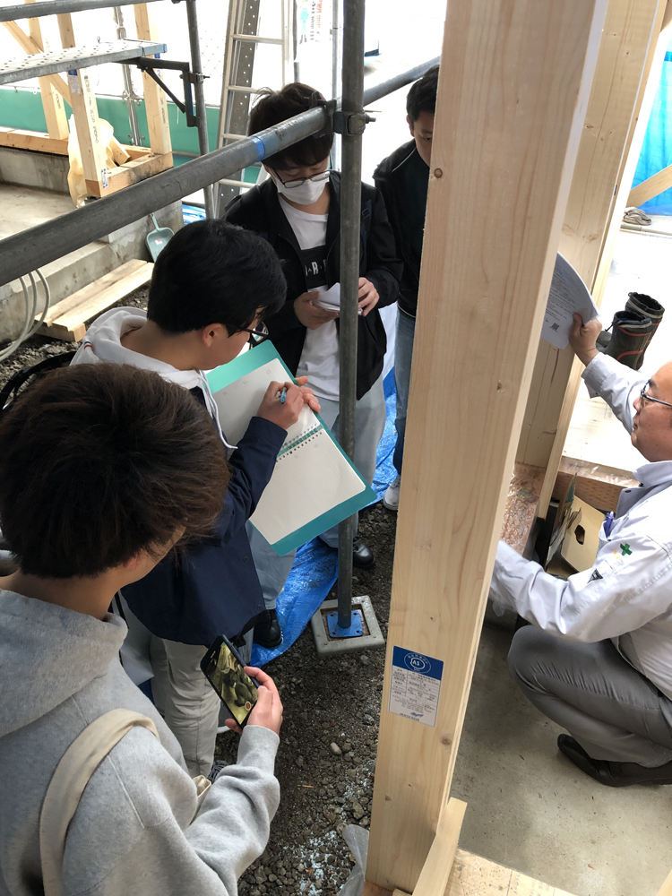 大学生の現場見学
